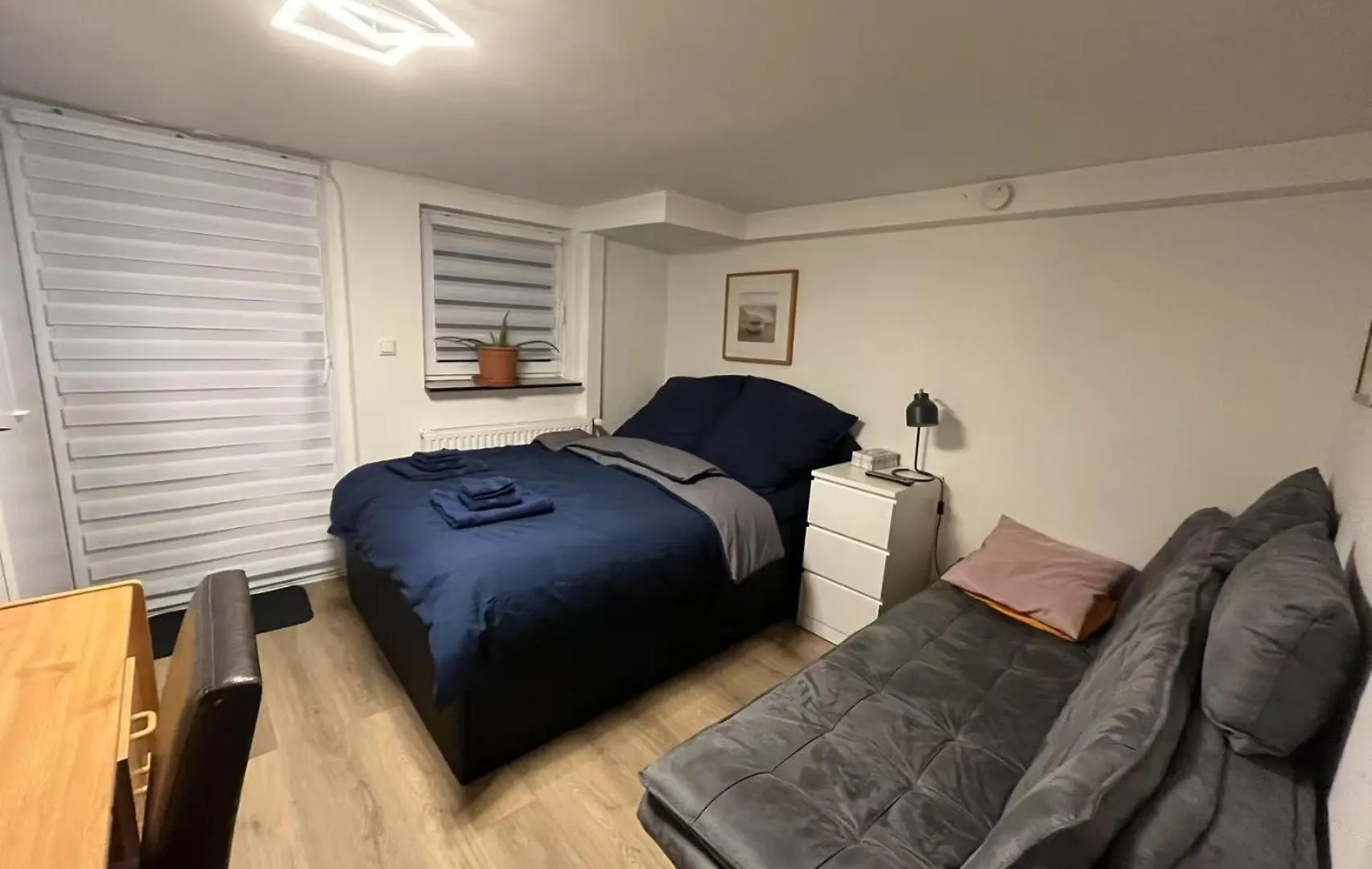 Appartement Souterrain-Apartment Neurenberg Duitsland